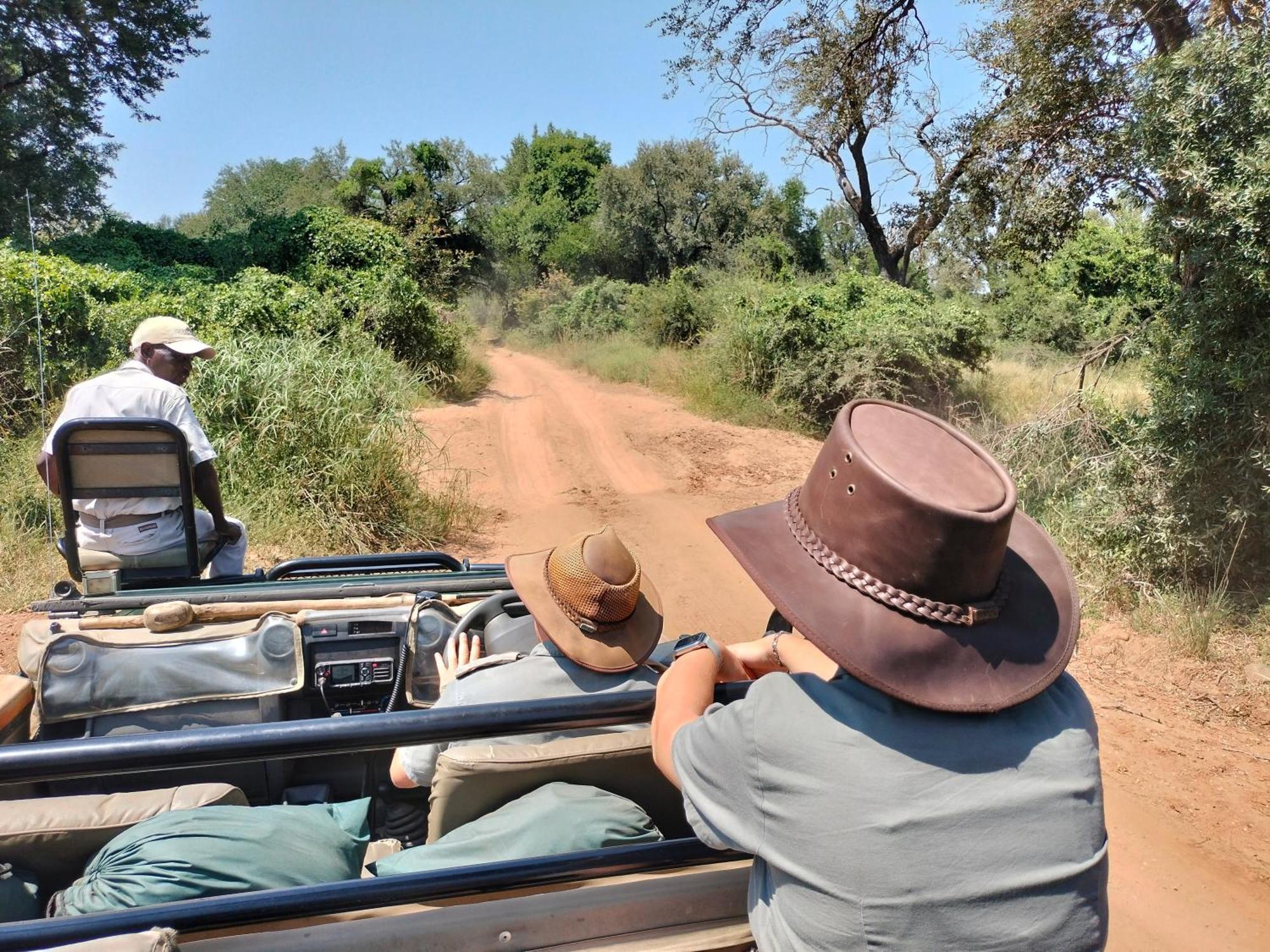 Karongwe River Lodge Karongwe Game Reserve Экстерьер фото